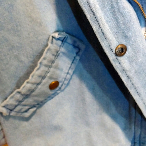 Jacket - Picture 5 of 5